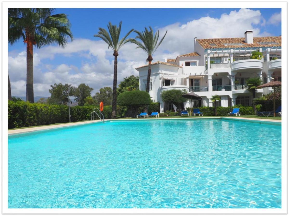 Marbella Holiday & Golf Garden Apartment ภายนอก รูปภาพ